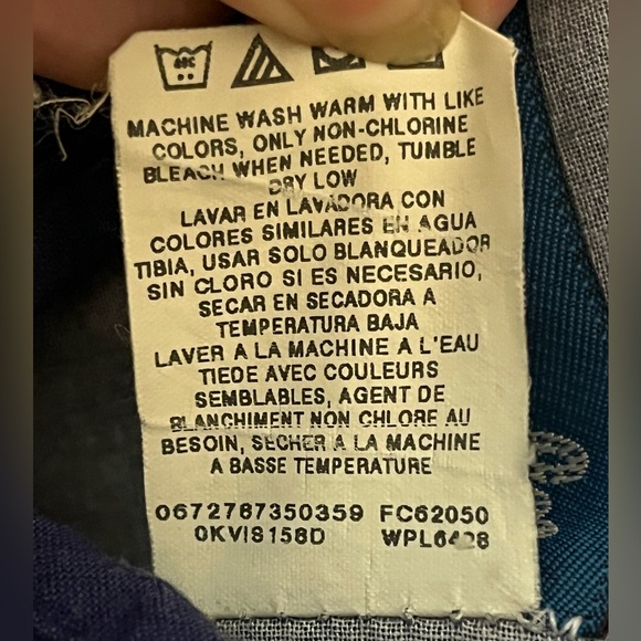 WRANGLER WESTERN SHIRT size medium. Blue, tan, red, and hunter green. - Picture 9 of 9